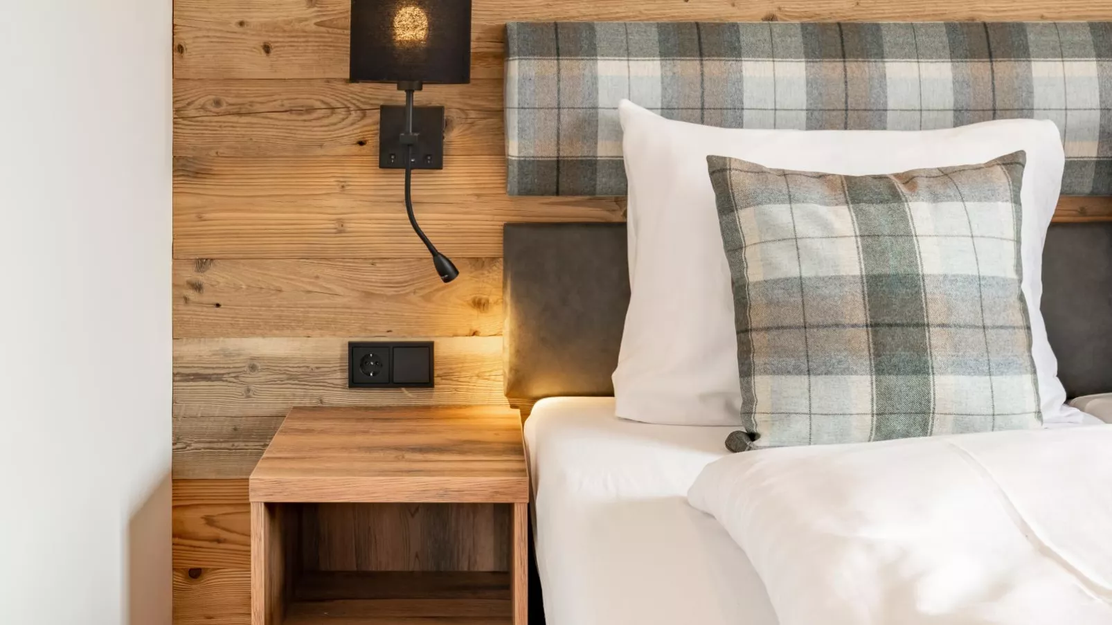 Vista Lodge-Bedroom