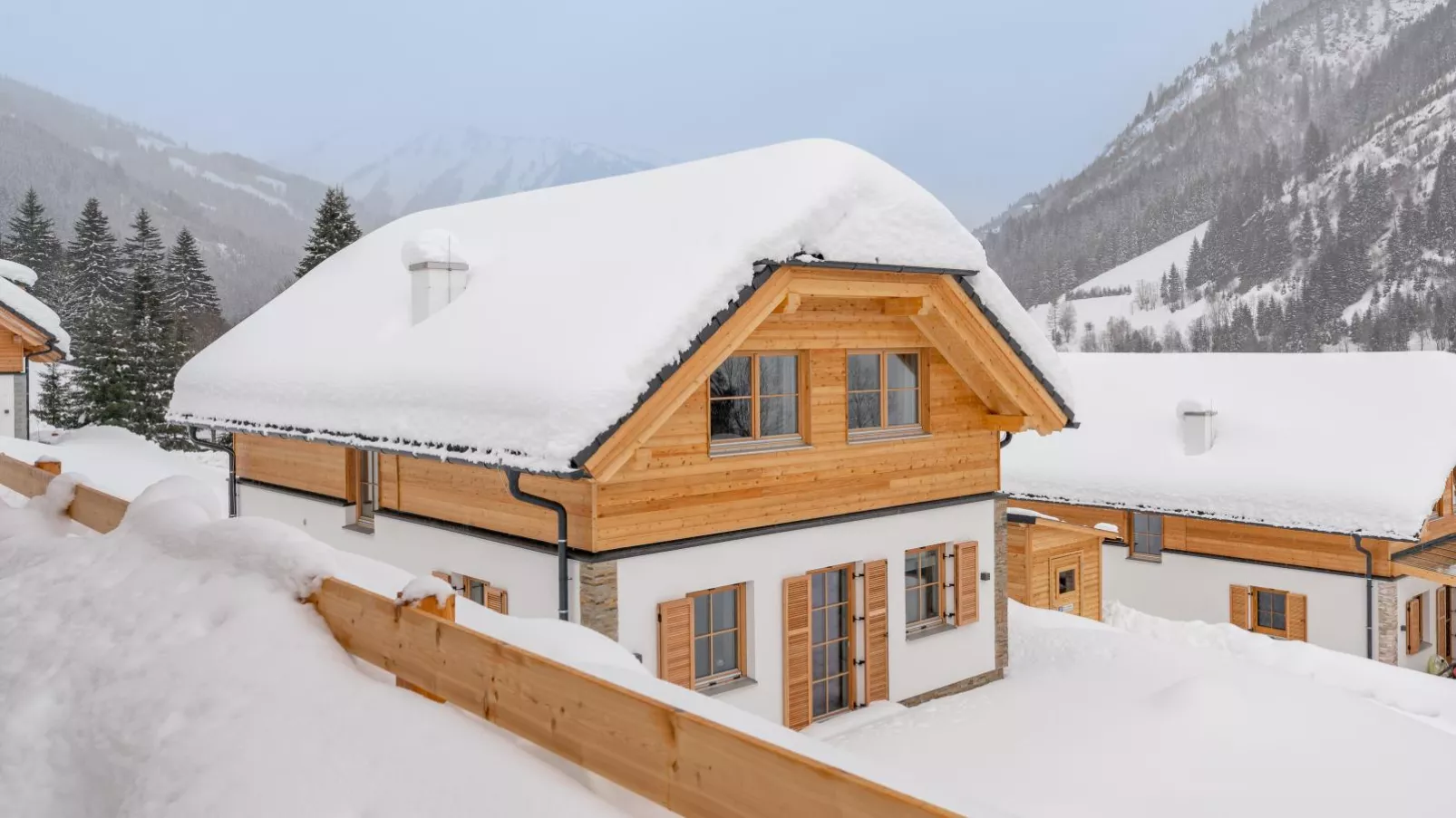 Haus Enzian-Exterior winter
