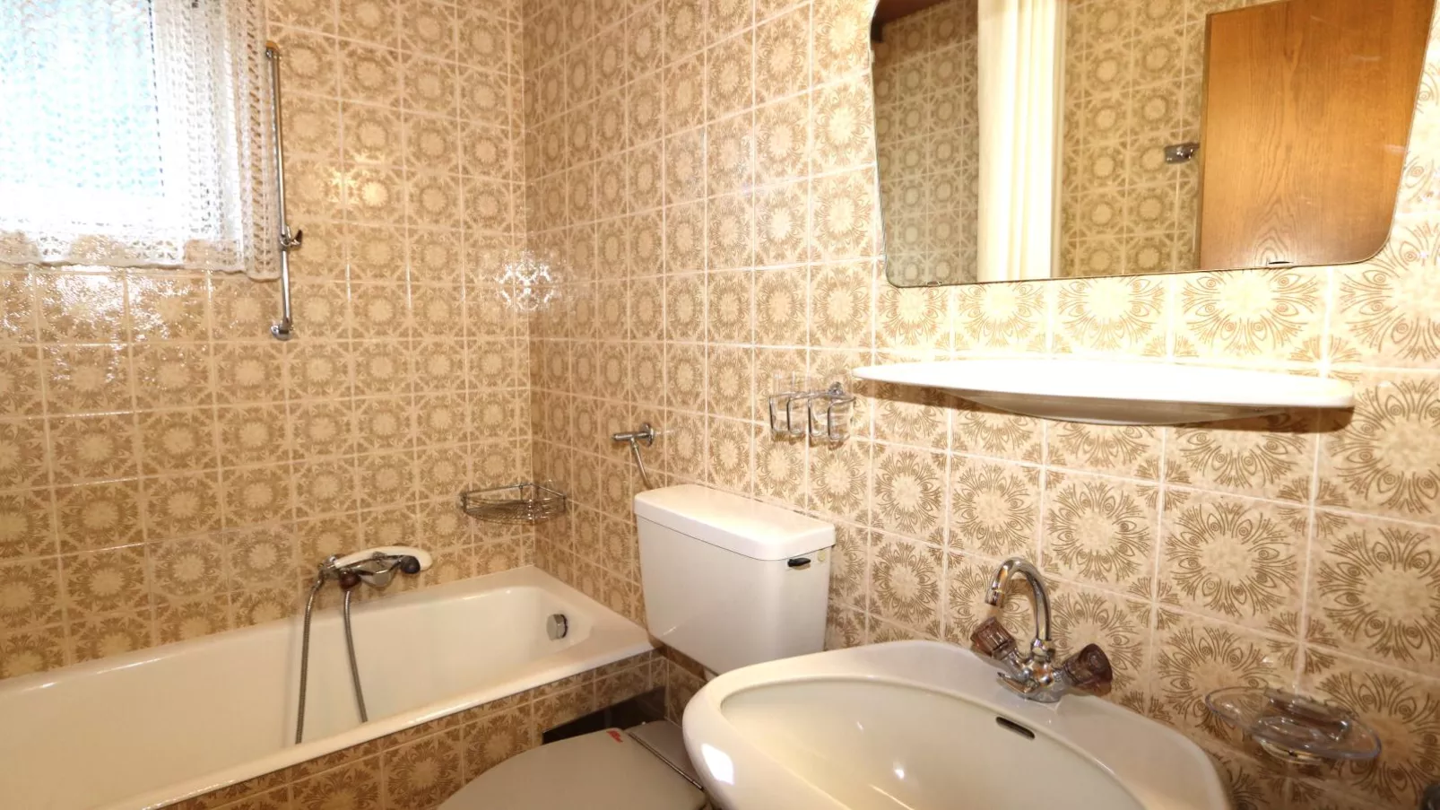 Haus Daniela-Bathroom