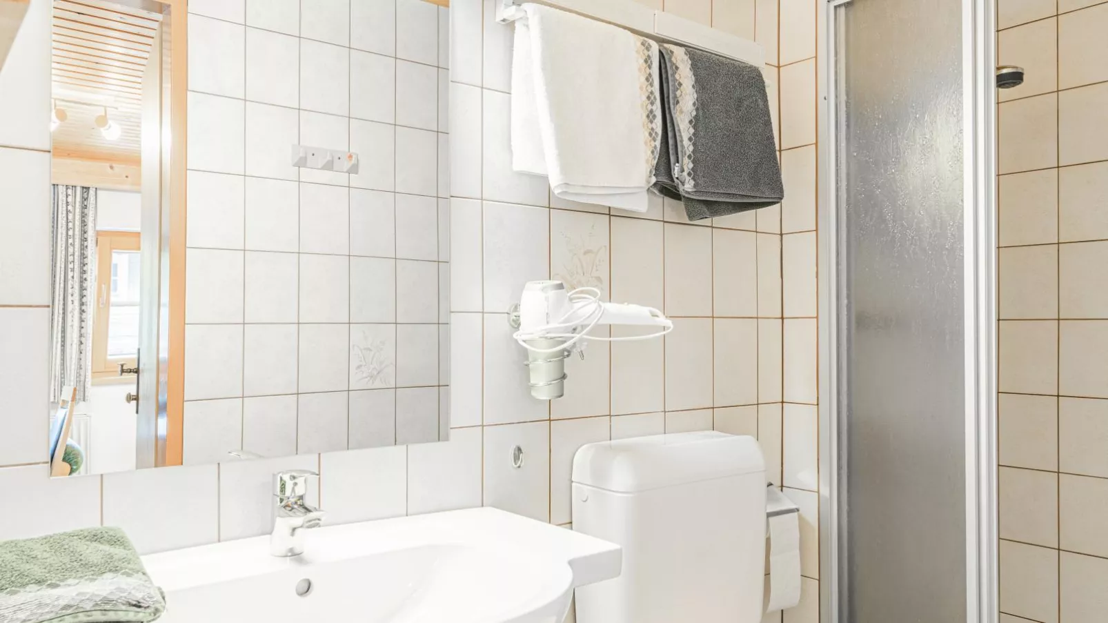 Weberhof Top 1-2-3-4-5-Bathroom