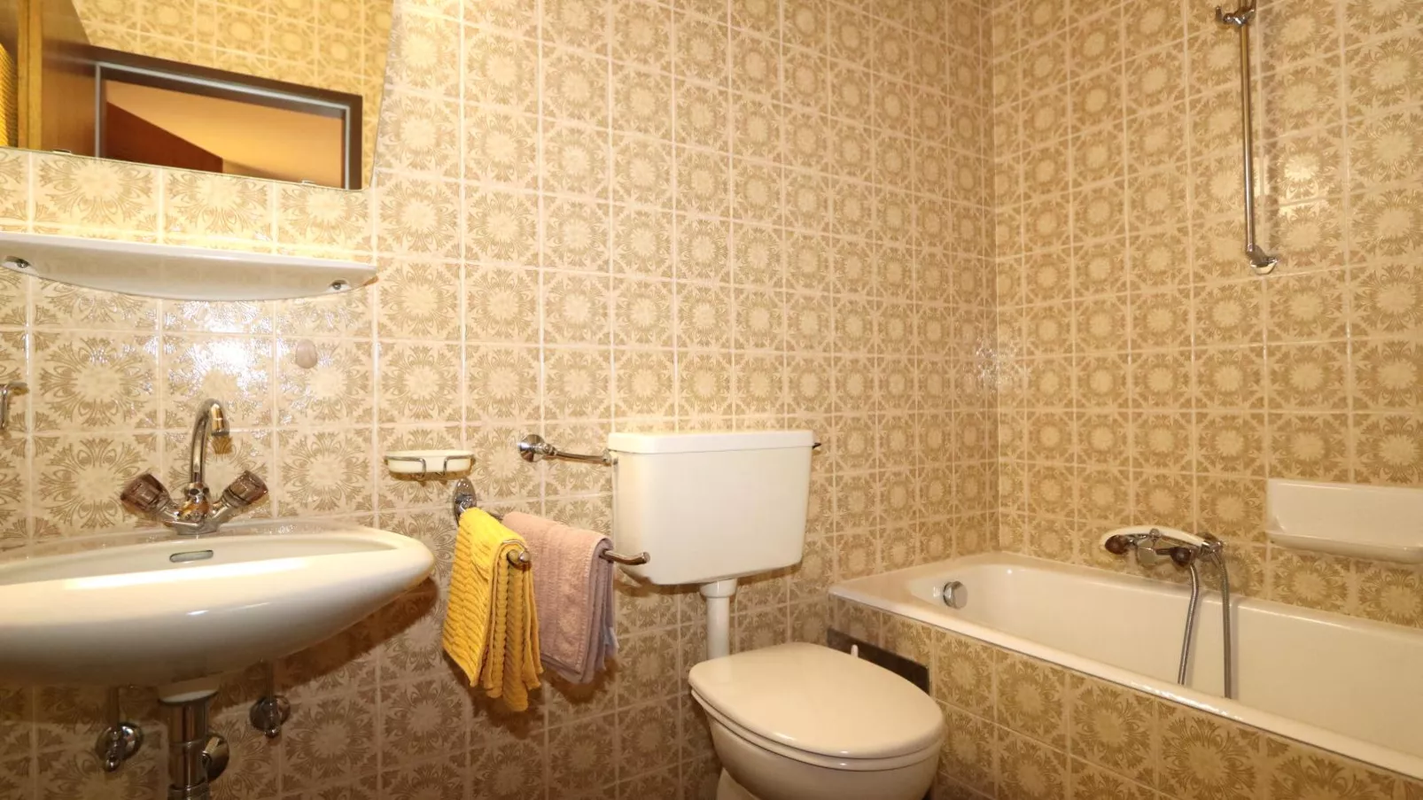 Haus Daniela-Bathroom