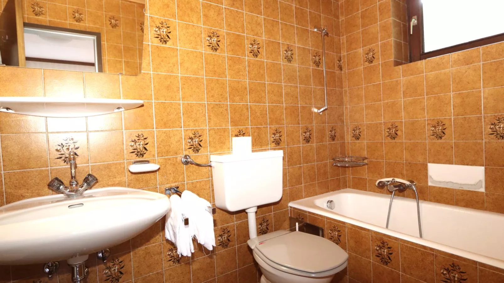 Haus Daniela-Bathroom