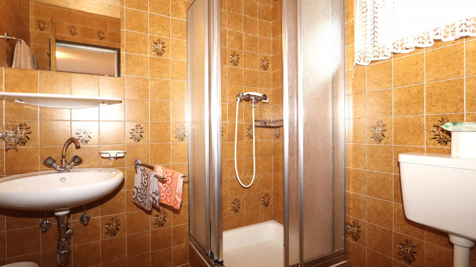 Haus Daniela-Bathroom