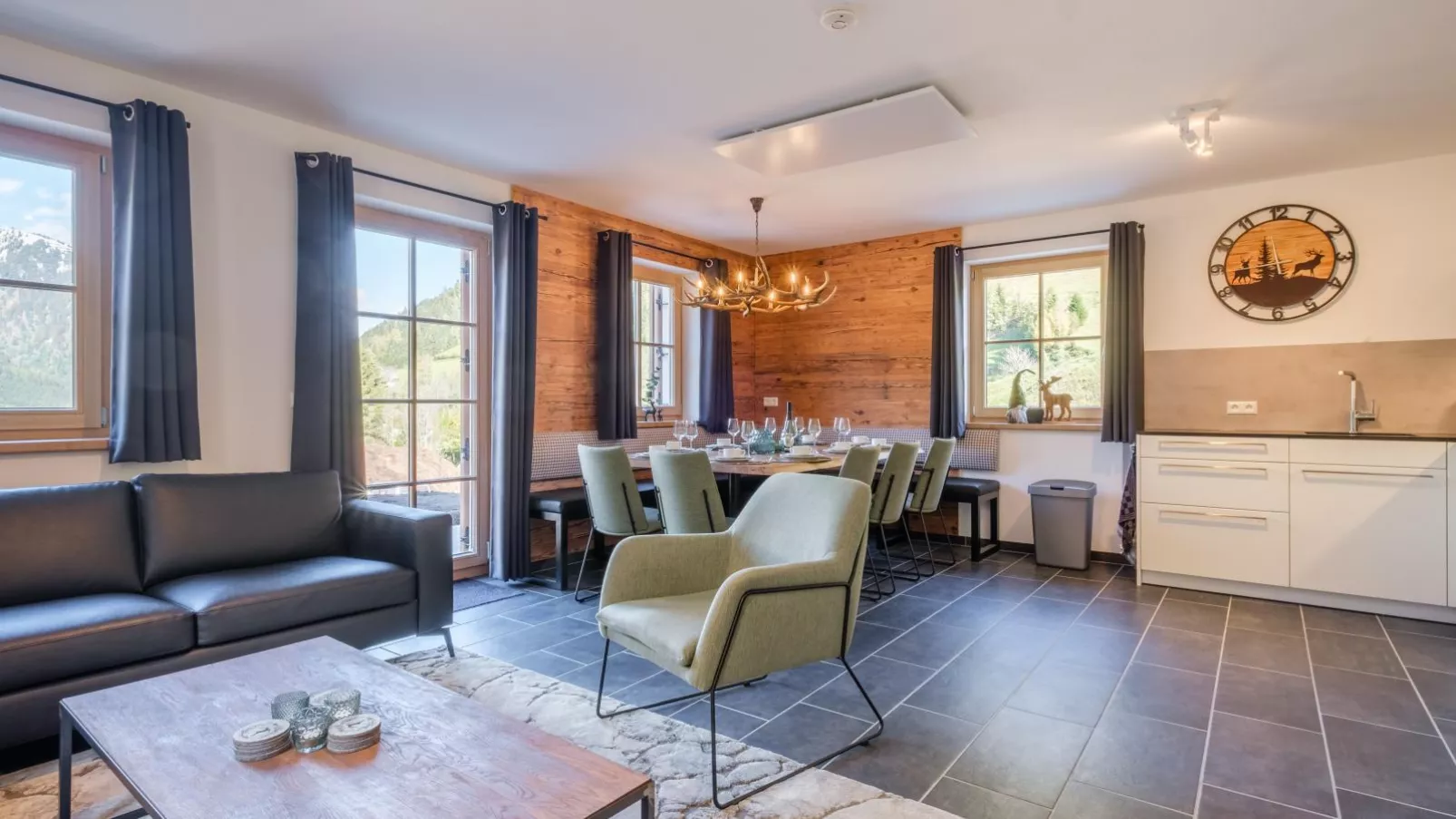 Haus Hestia-Salon