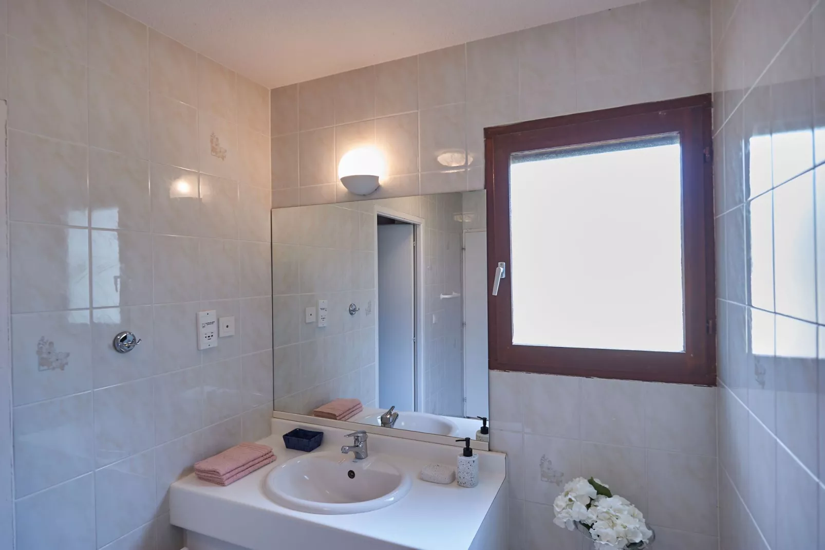 Château de Salles-Bathroom