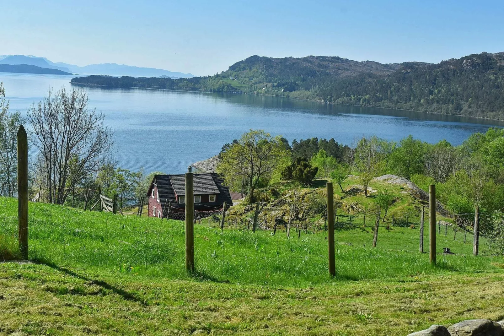 LYNGNASHOLÅ U.ETG-Wasserblick
