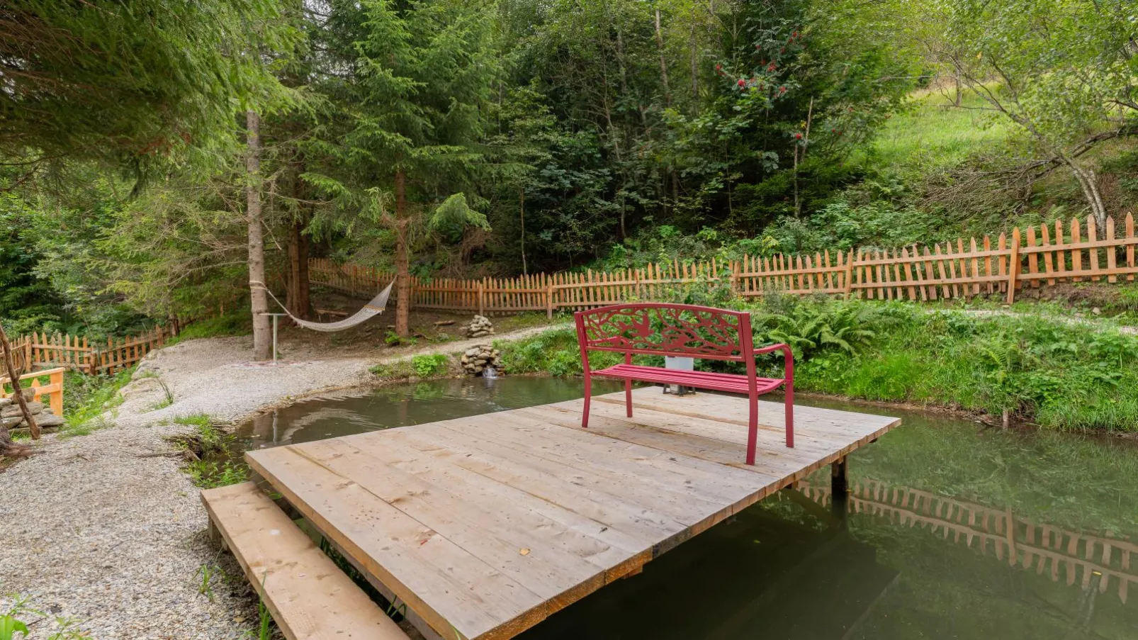 Chalet Thor-Gardens summer