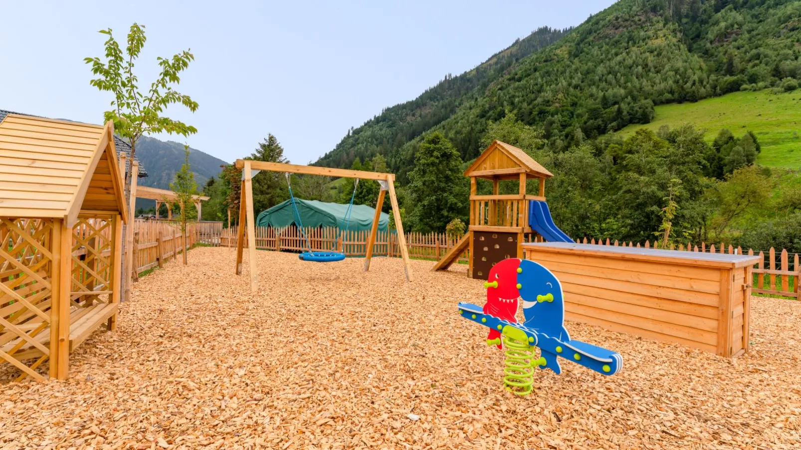 Chalet Thor-Gardens summer