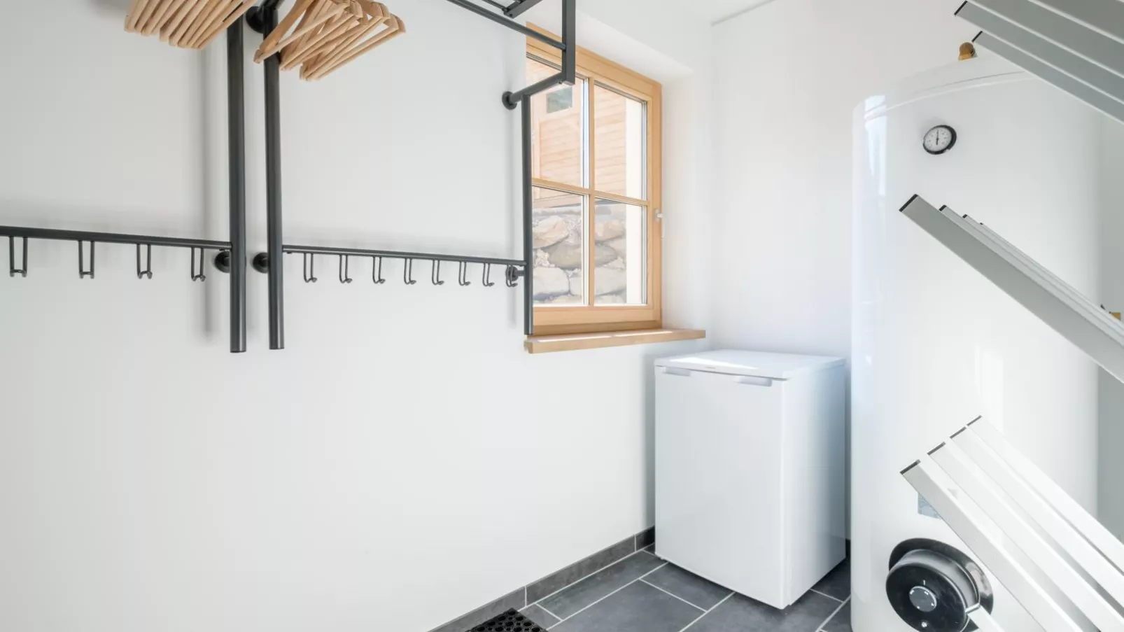 Haus Hestia-Installations