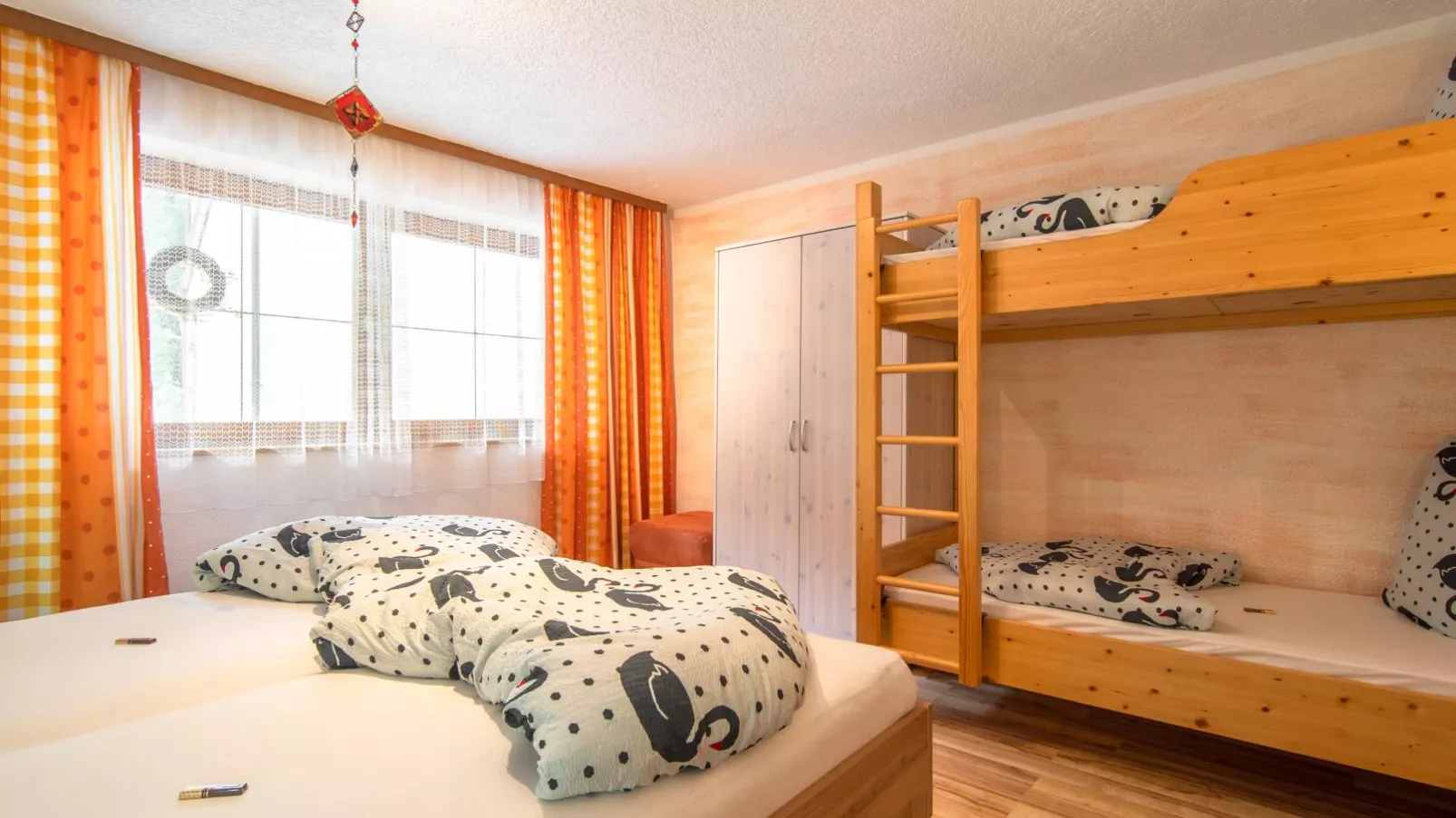 Wohlfarter-Bedroom