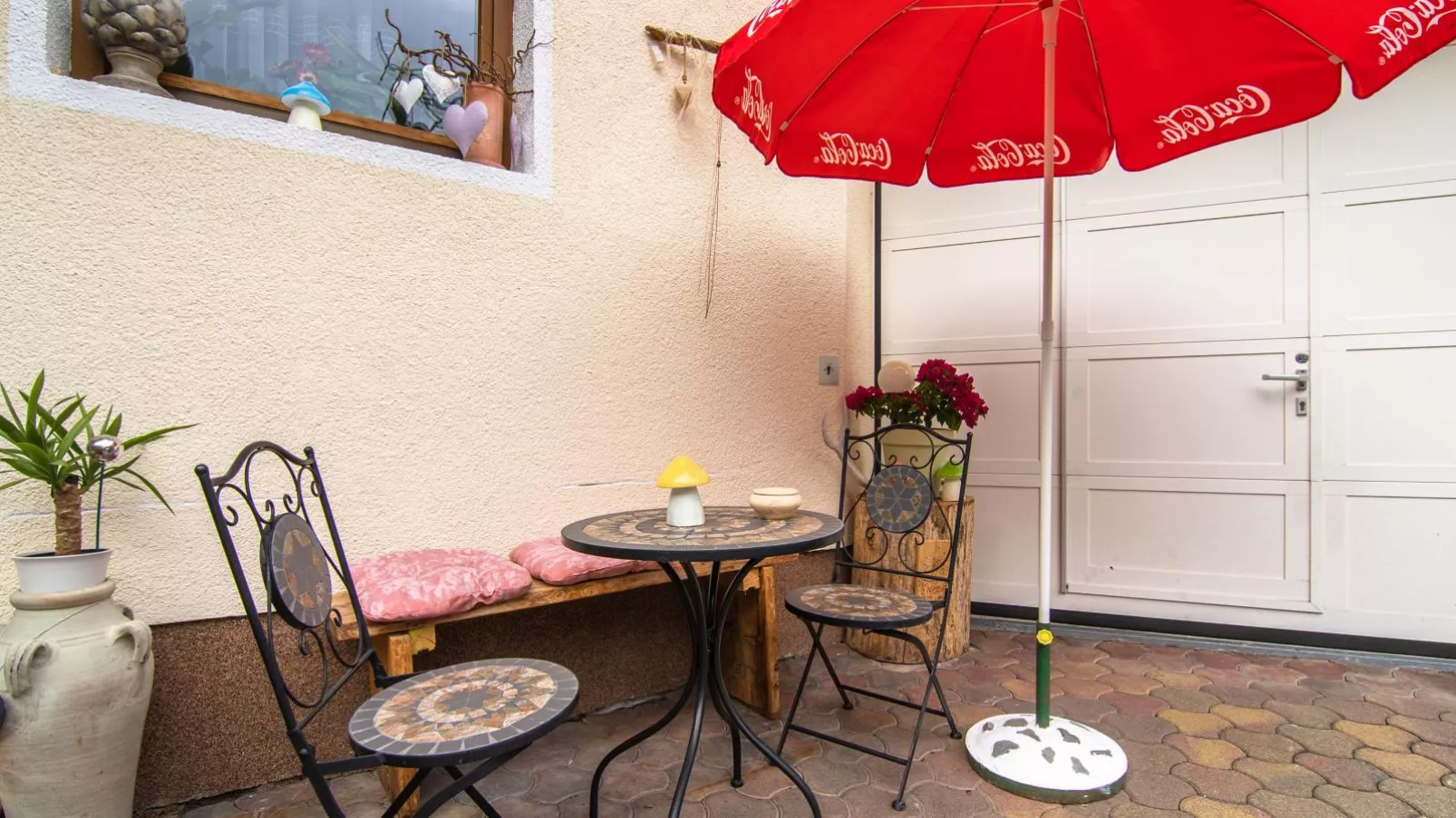 Wohlfarter-Terrace balcony