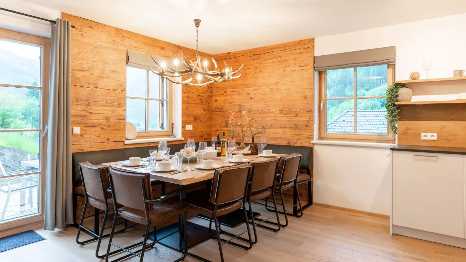 Chalet Norah-Dining room