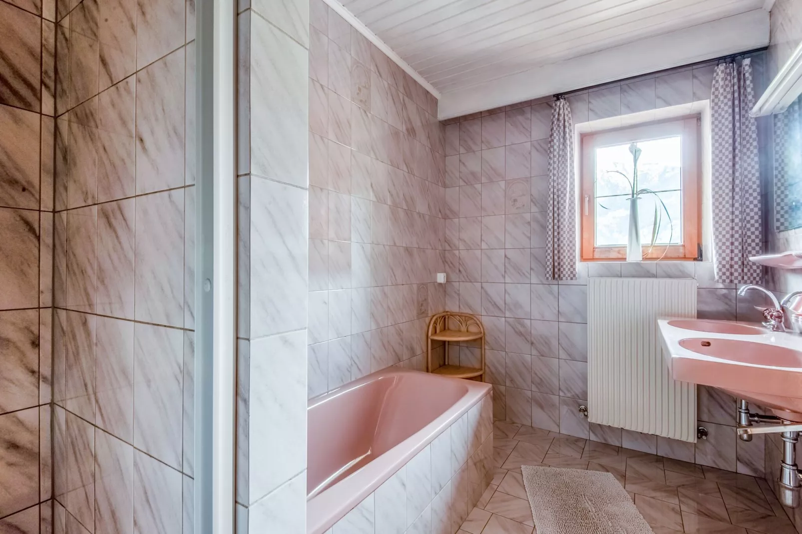 Klammerhof - Dorfblick-Bathroom