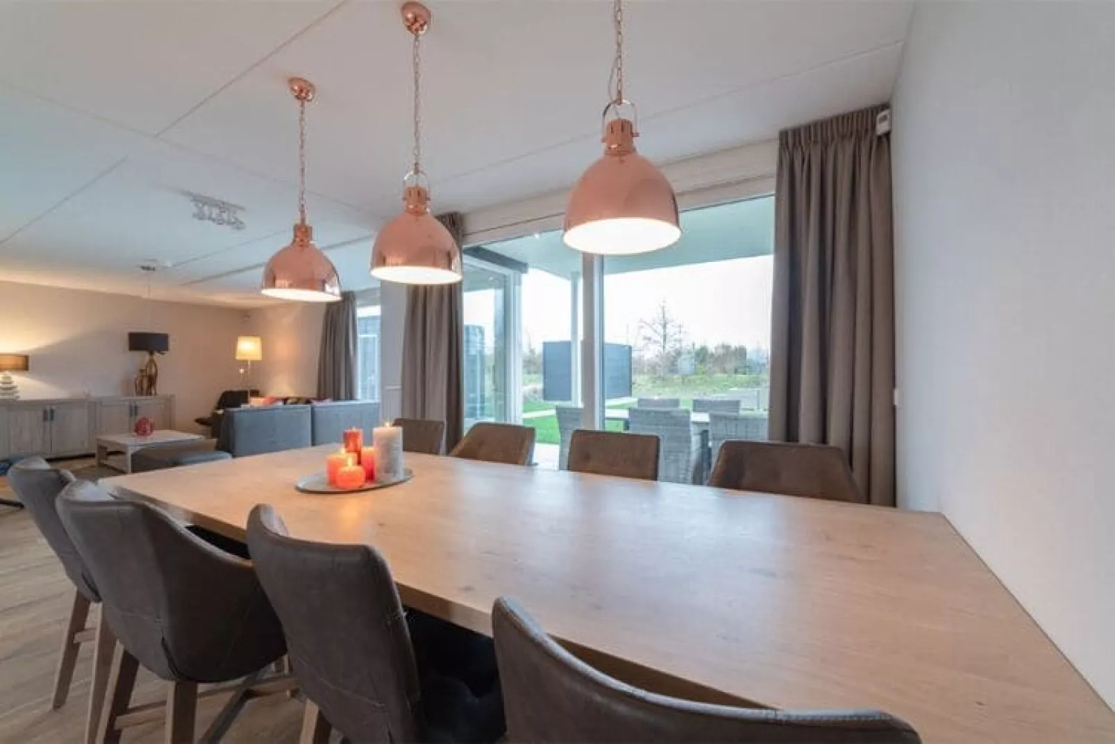 Charming Beveland Vrijstaand-Esszimmer