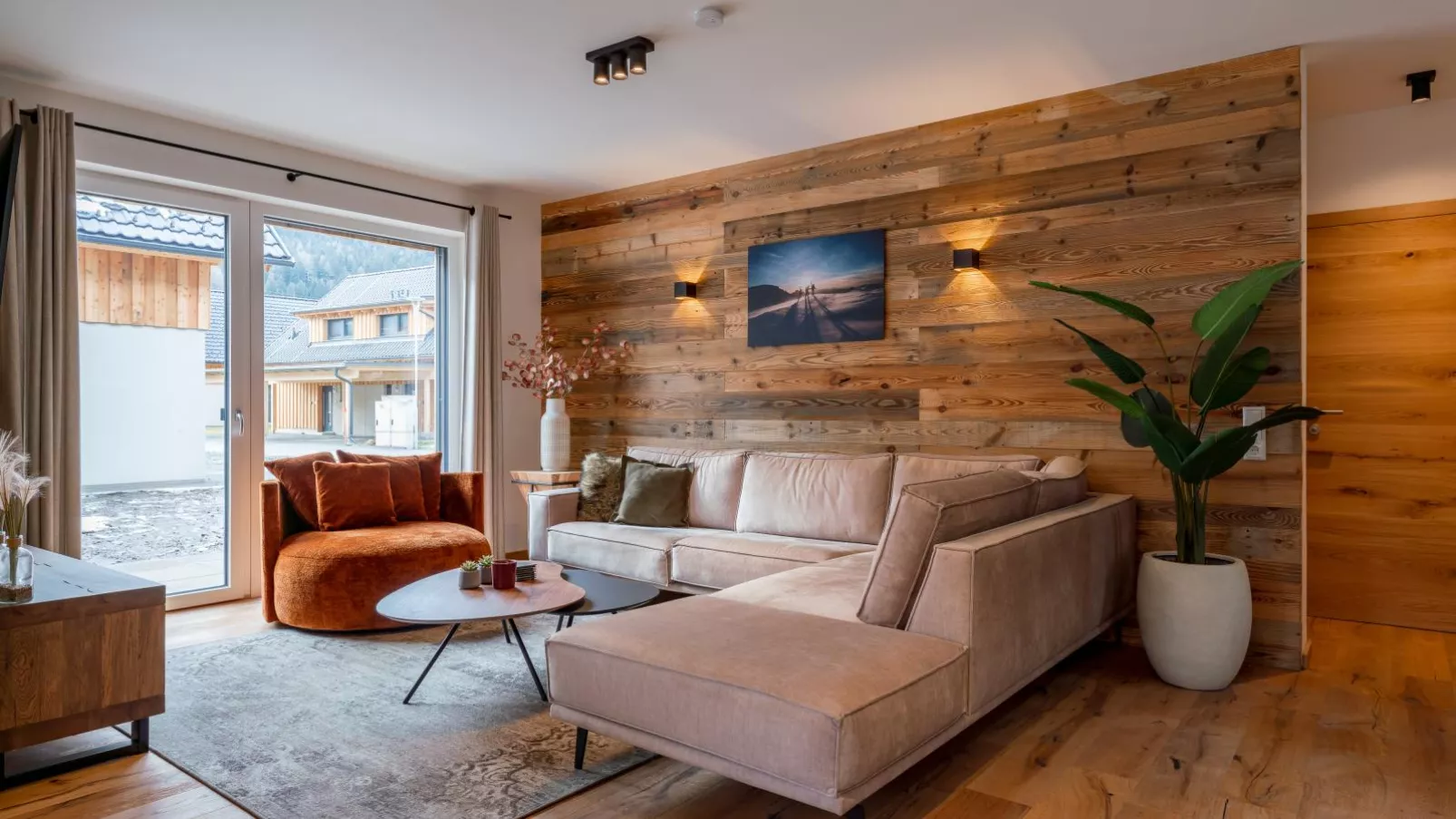 Mountain Chalet Arnica-Living room