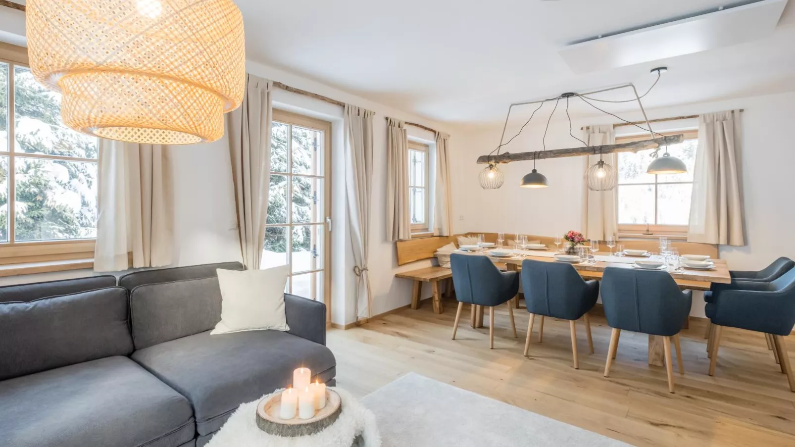 Bergzauber-Dining room