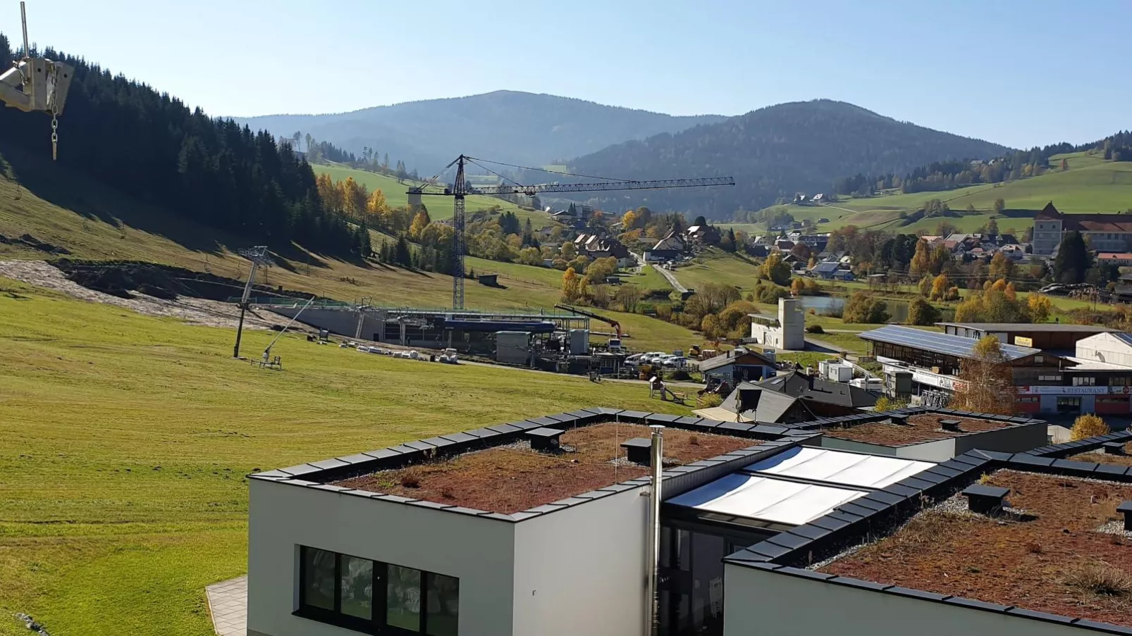 Grebenzen Lodge Pabstin 36B-View summer