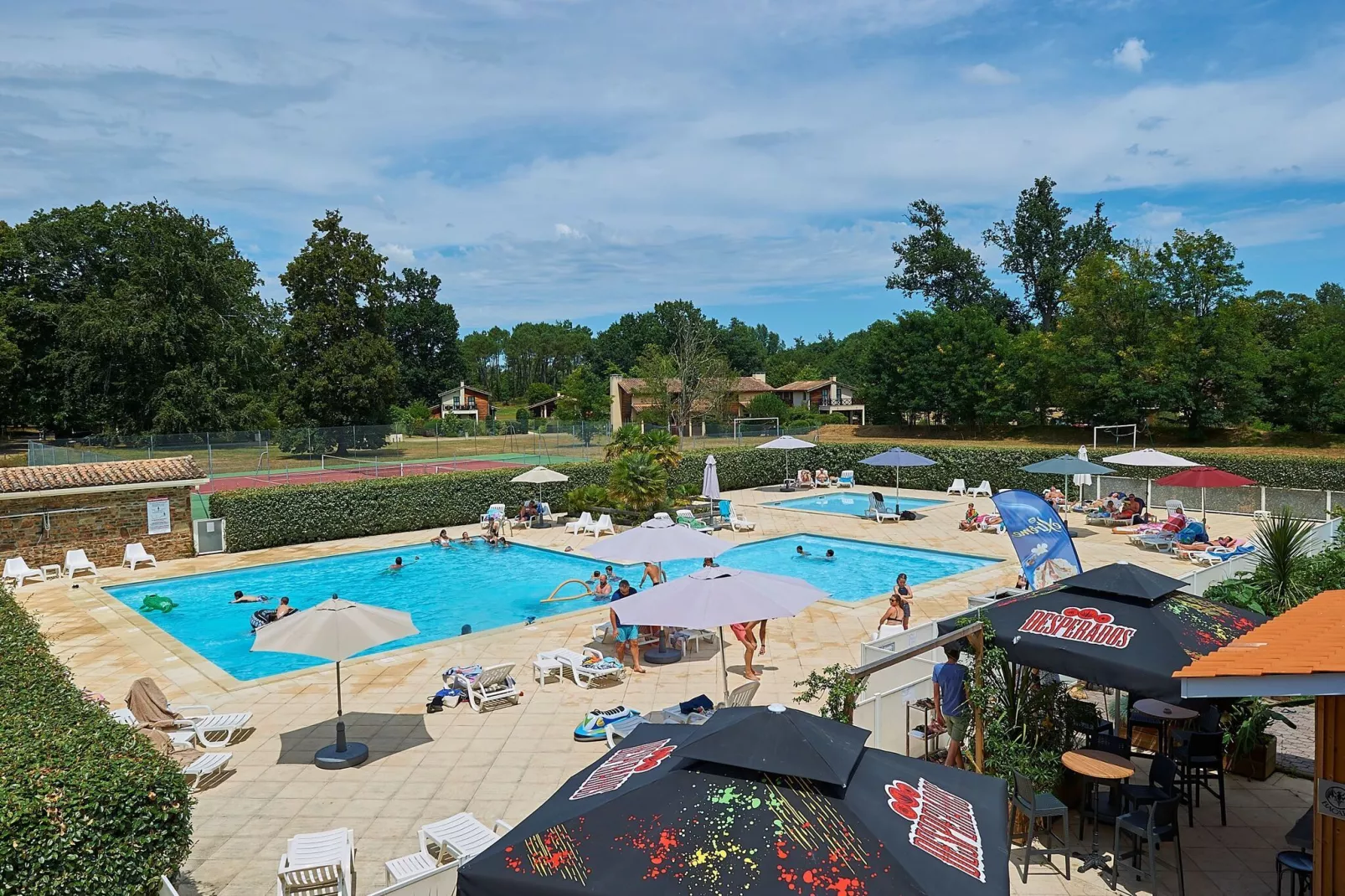 Château de Salles-Park facilities