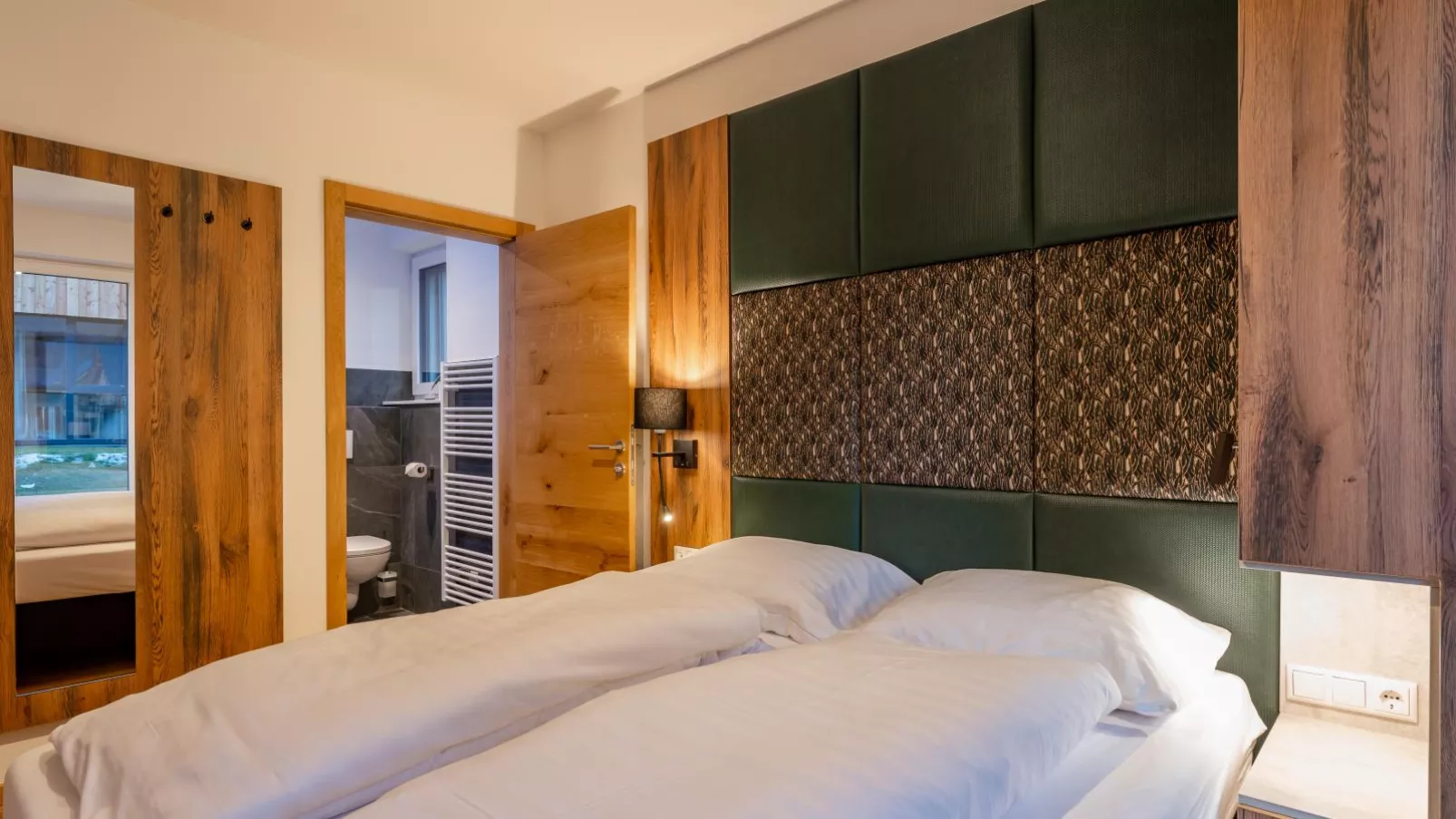 Mountain Chalet Krek Wak Wou-Bedroom