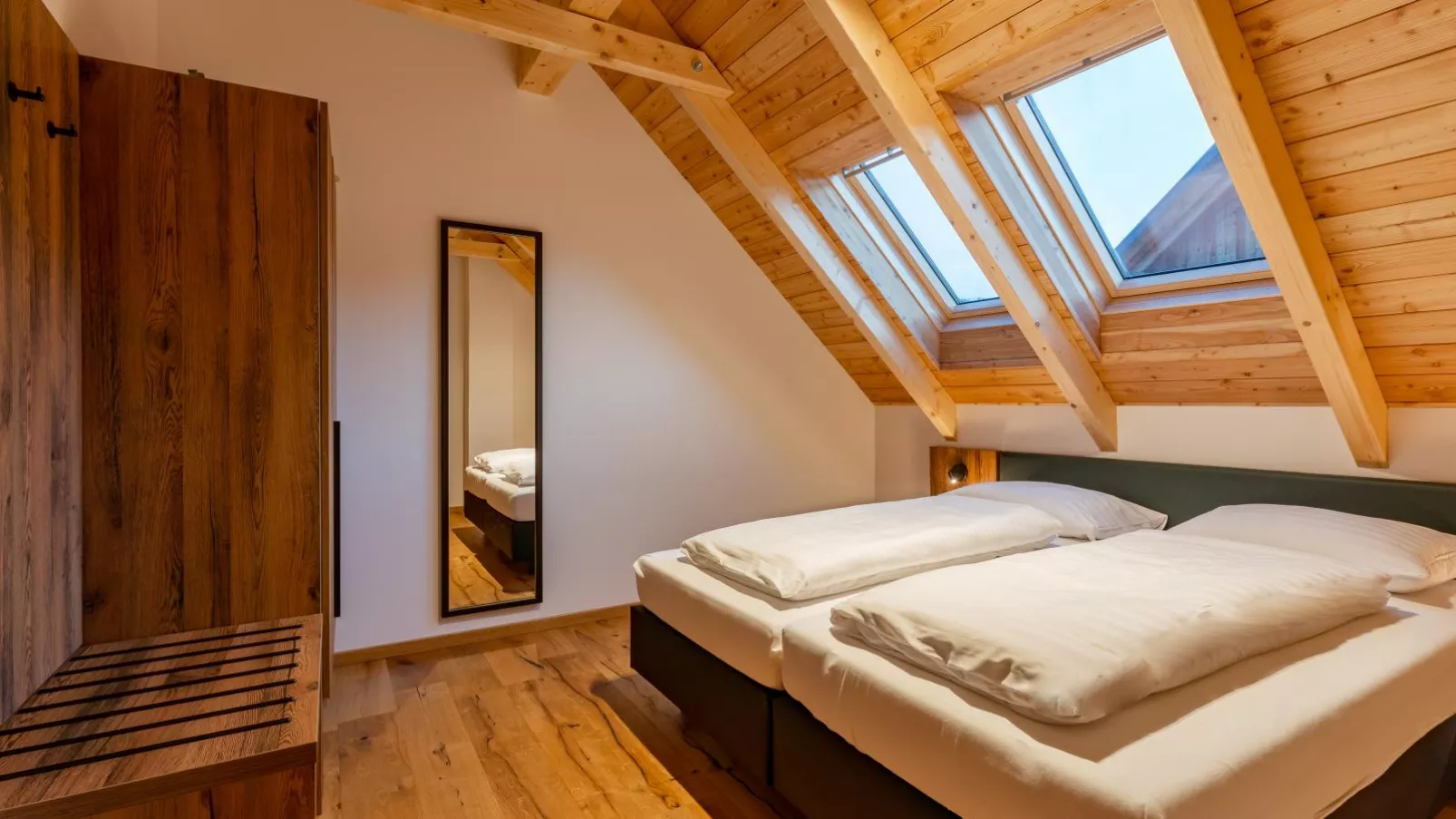 Mountain Chalet Krek Wak Wou-Bedroom
