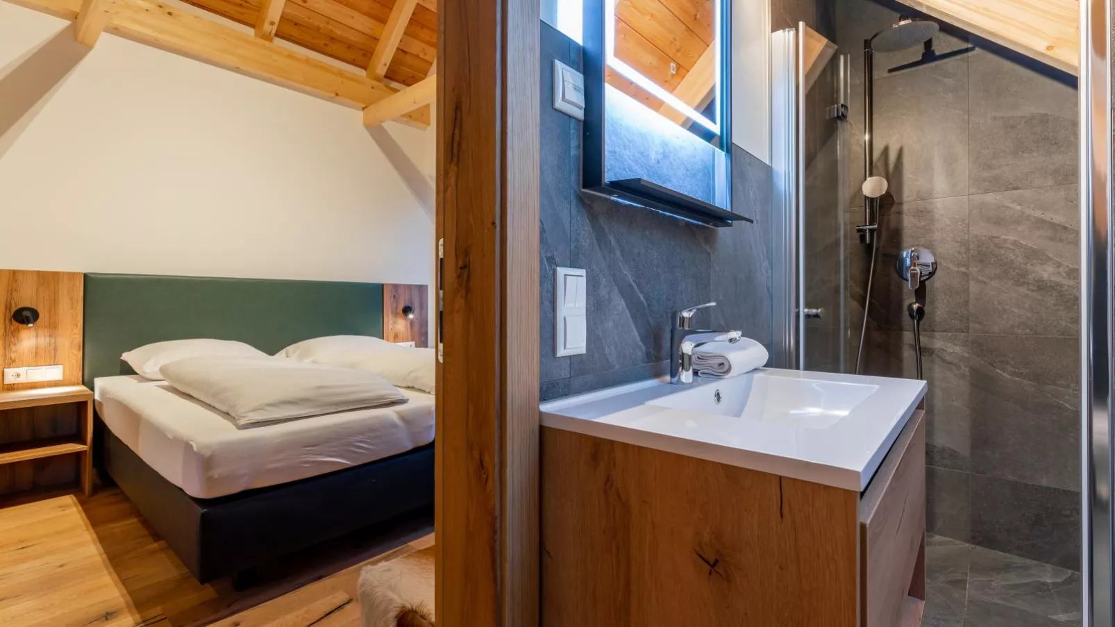 Mountain Chalet Krek Wak Wou-Bathroom