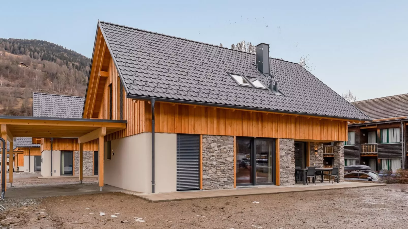Mountain Chalet Bakkershof-Exterior winter