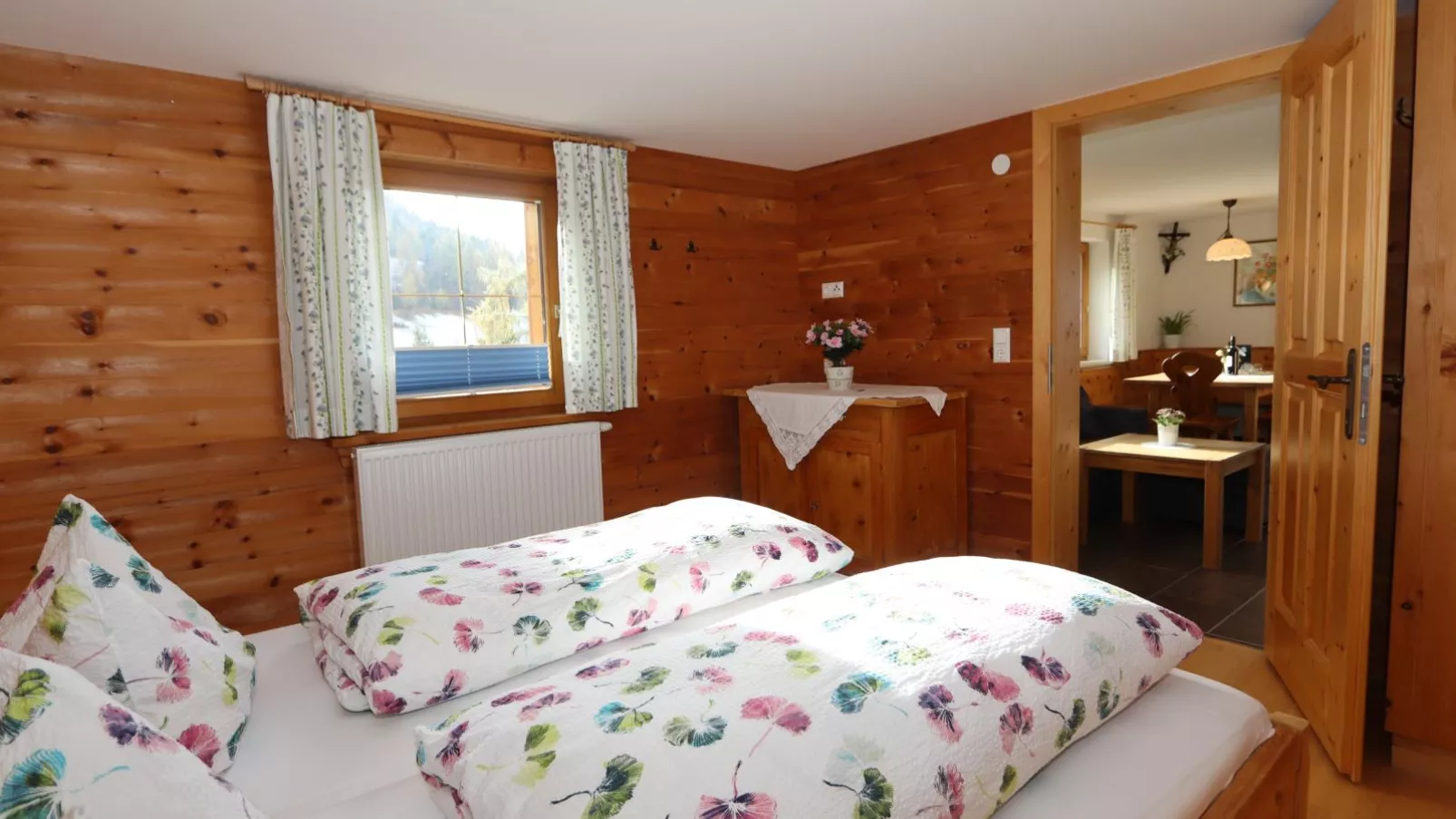 Kometer App Almrose-Bedroom