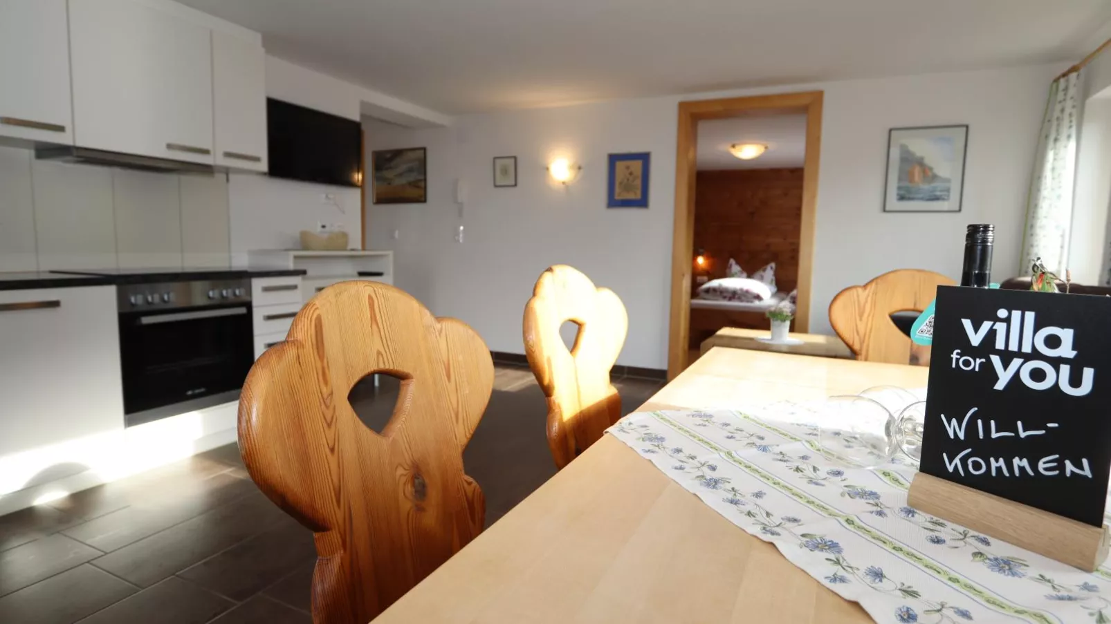 Kometer App Almrose-Dining room