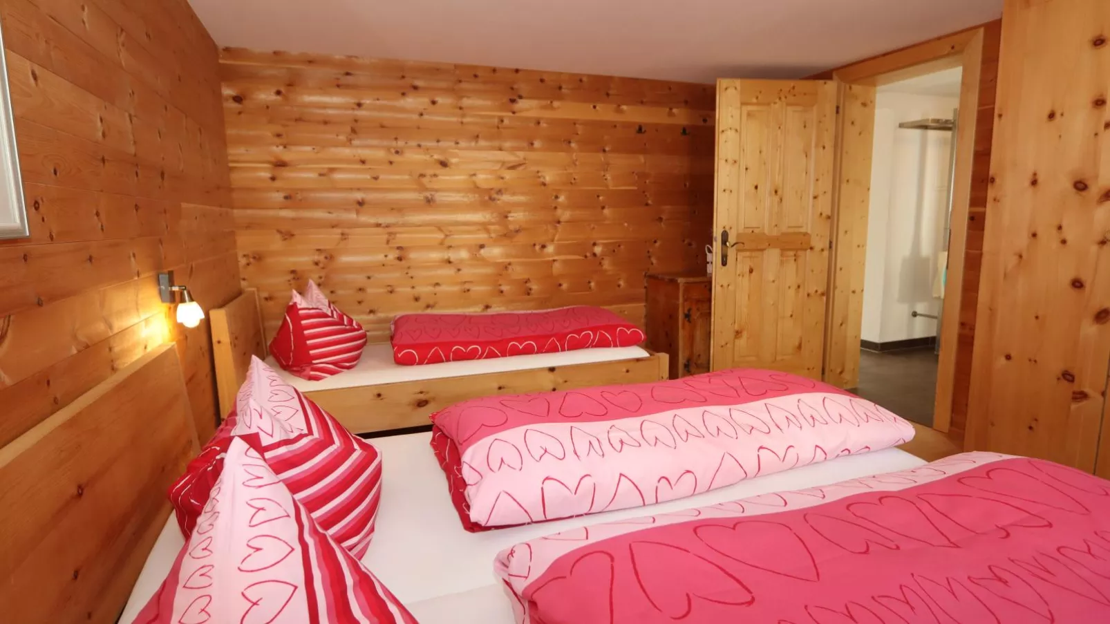 Kometer App Almrose-Bedroom
