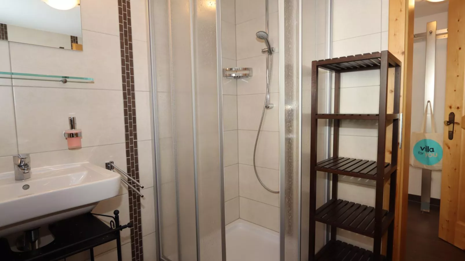 Kometer App Almrose-Bathroom