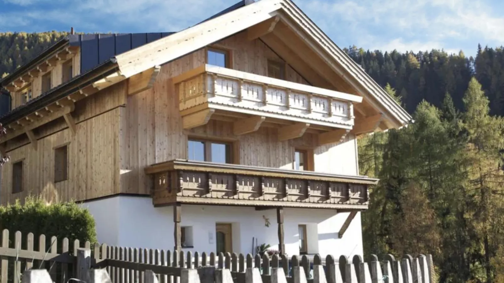 Kometer App Almrose-Exterior summer