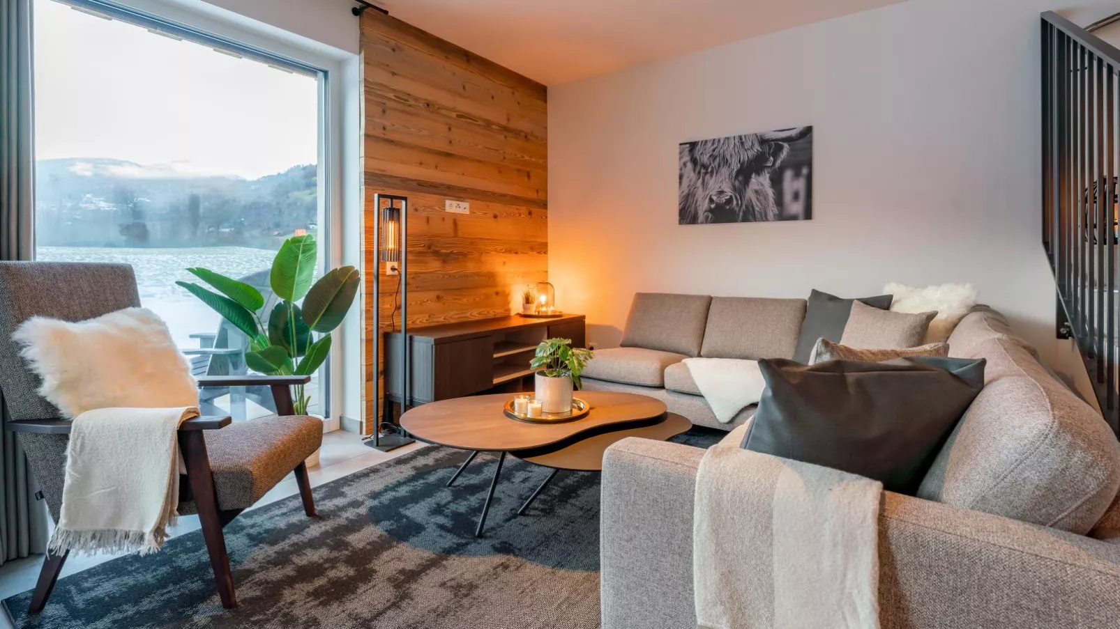 Mountain Chalet Aquarius 5A-Living room