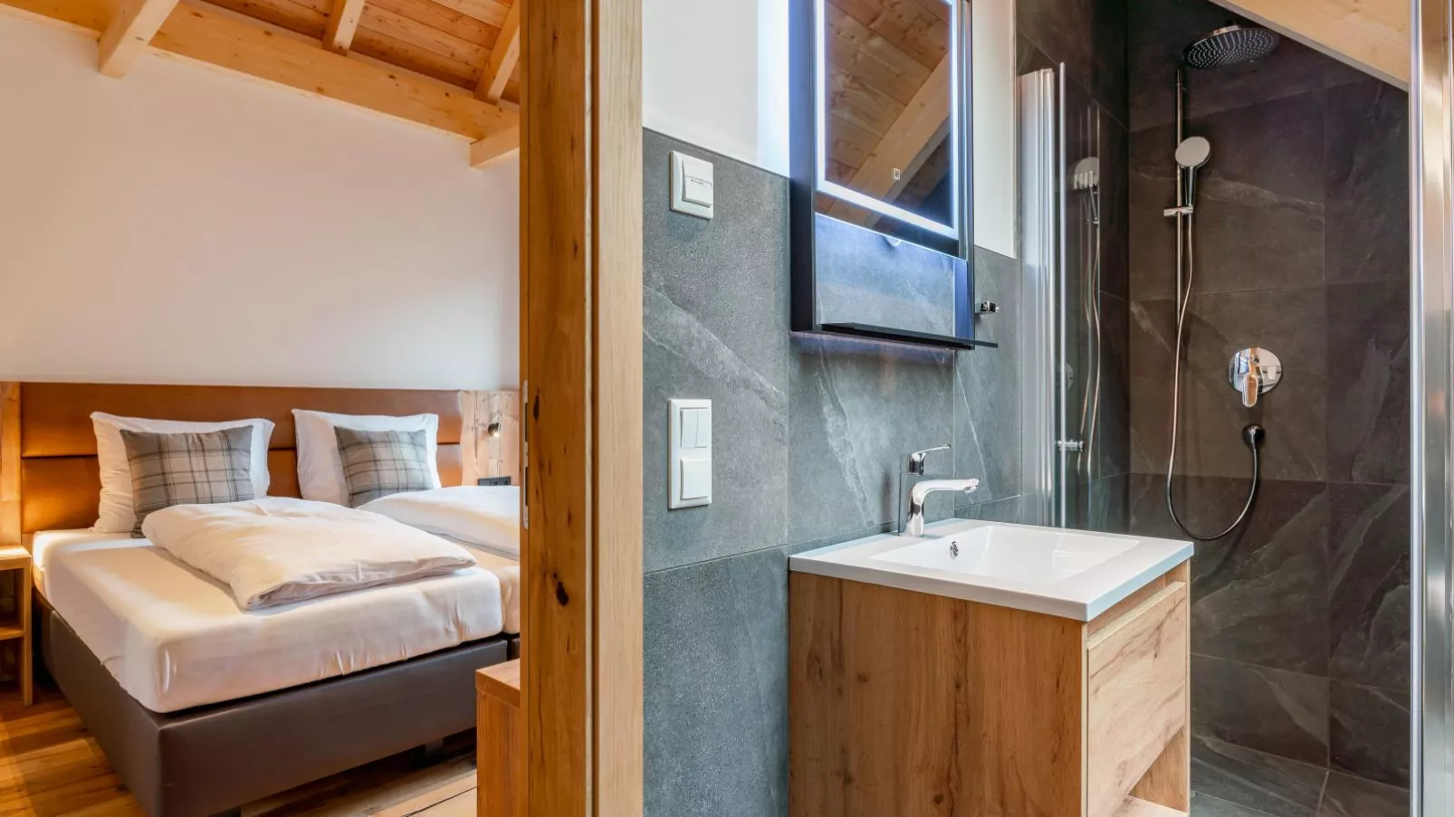 Mountain Chalet Alpinchique 2-Bathroom