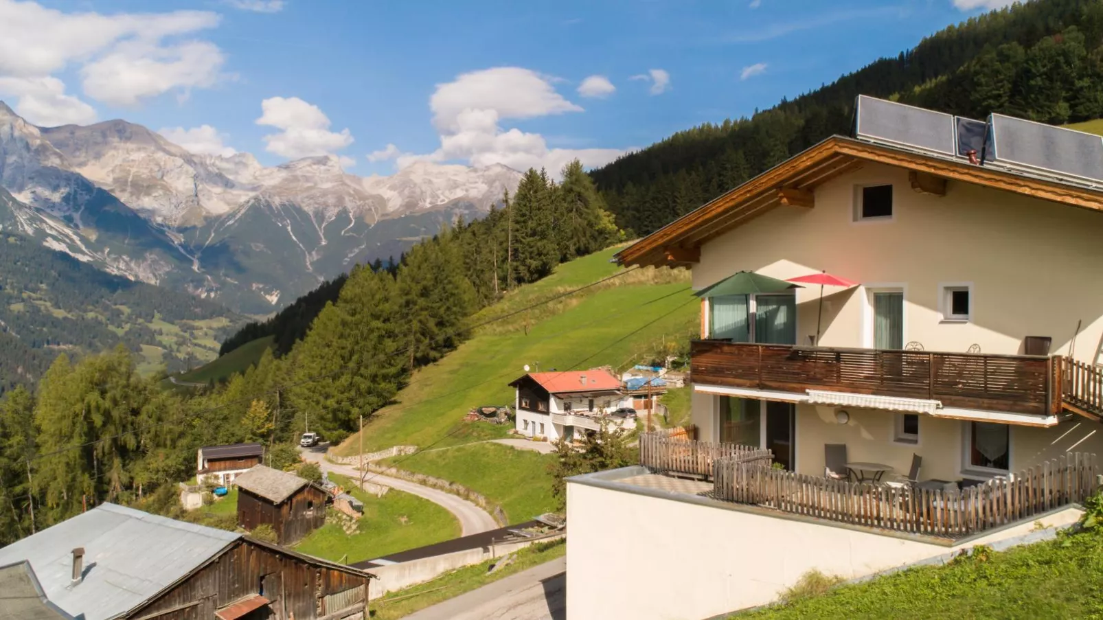 Haus Hauser-Exterior summer