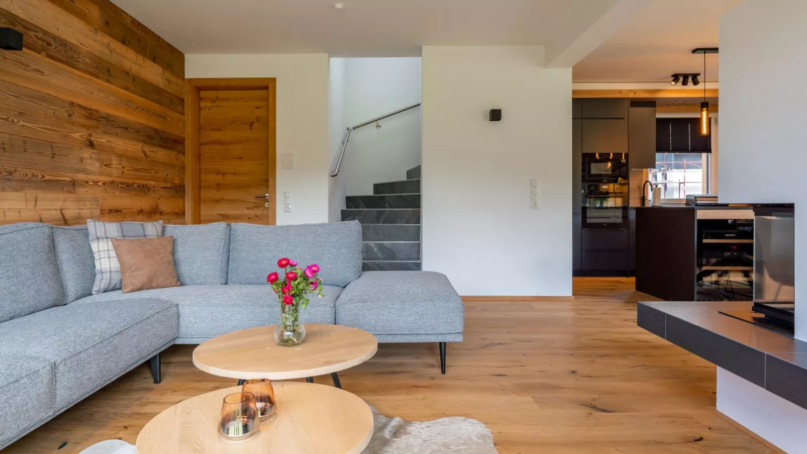 Mountain Chalet Alpinchique-Living room