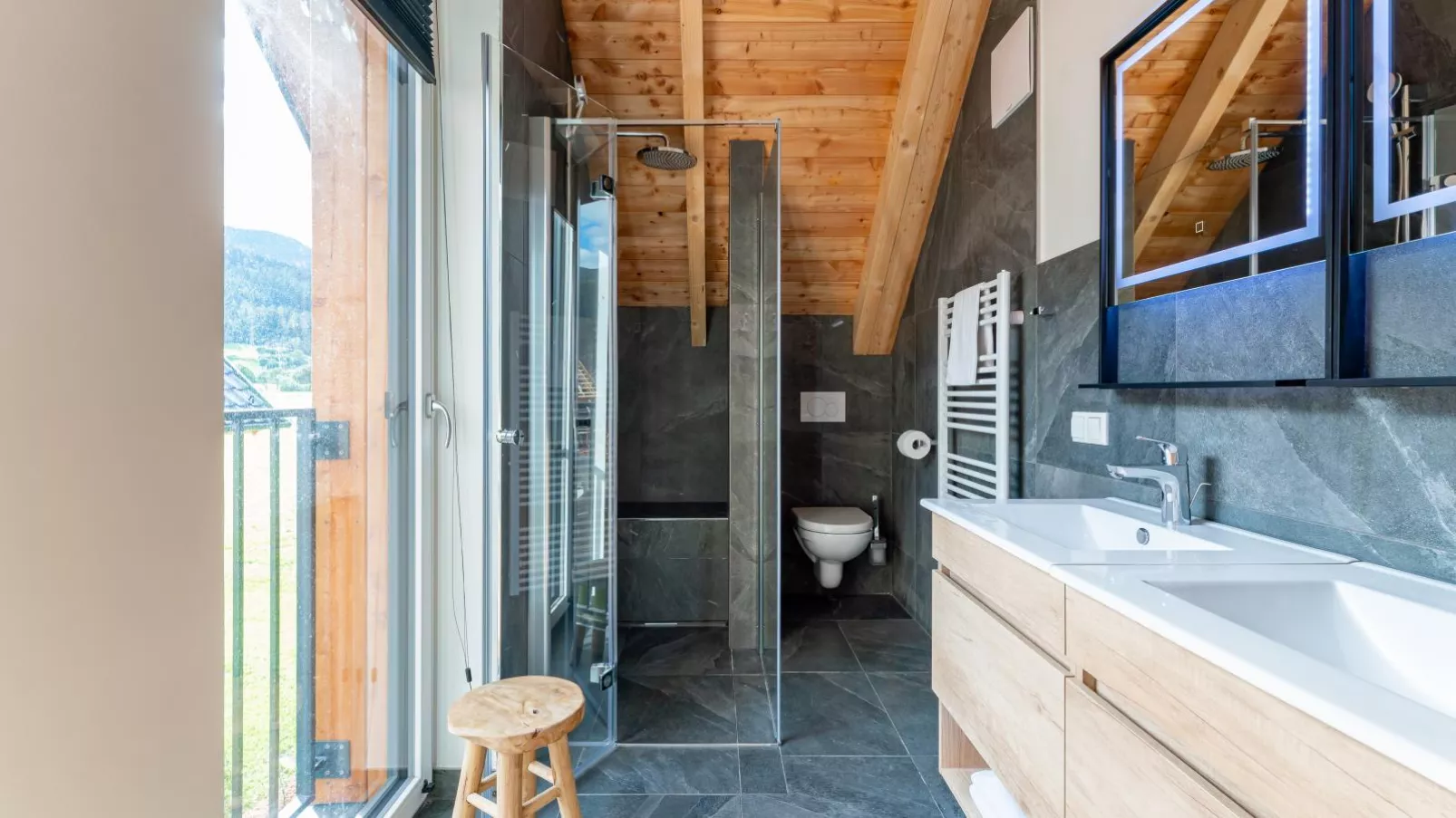 Mountain Chalet Alpinchique-Bathroom