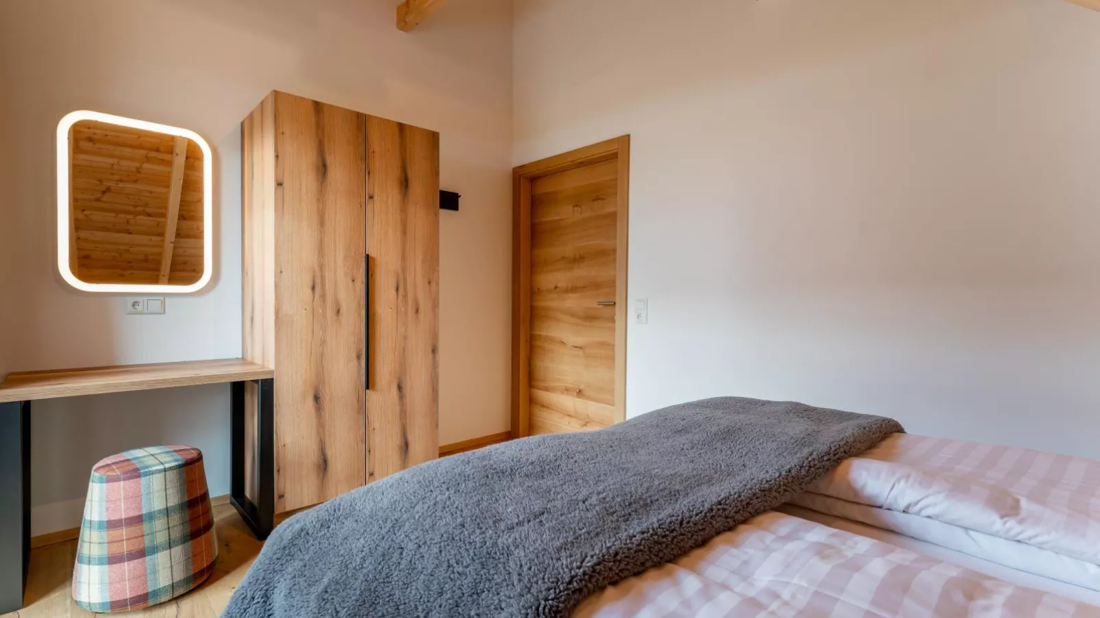 Mountain Chalet Esttes-Bedroom