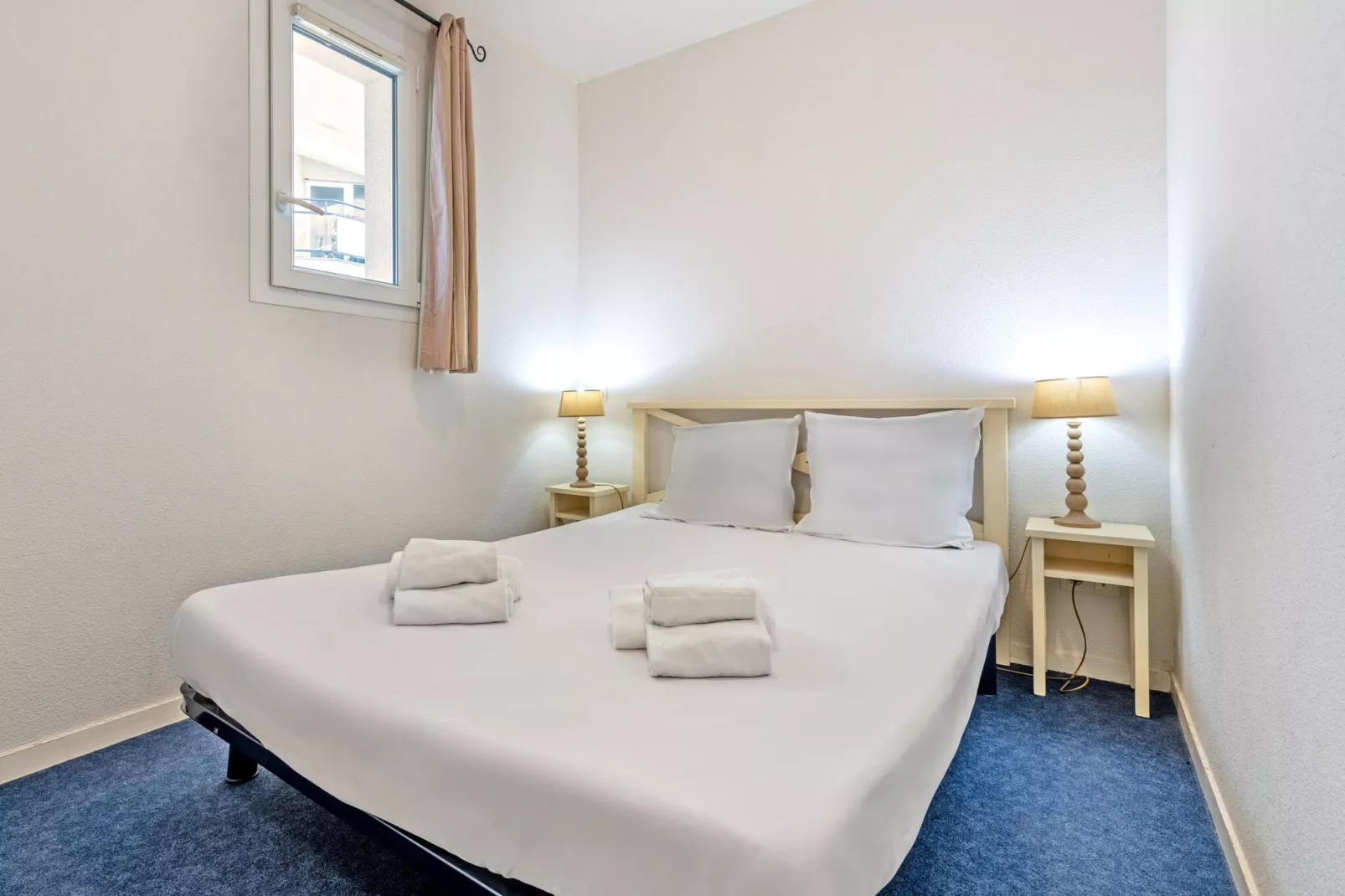 Le Domaine de Bertheaume-Bedroom