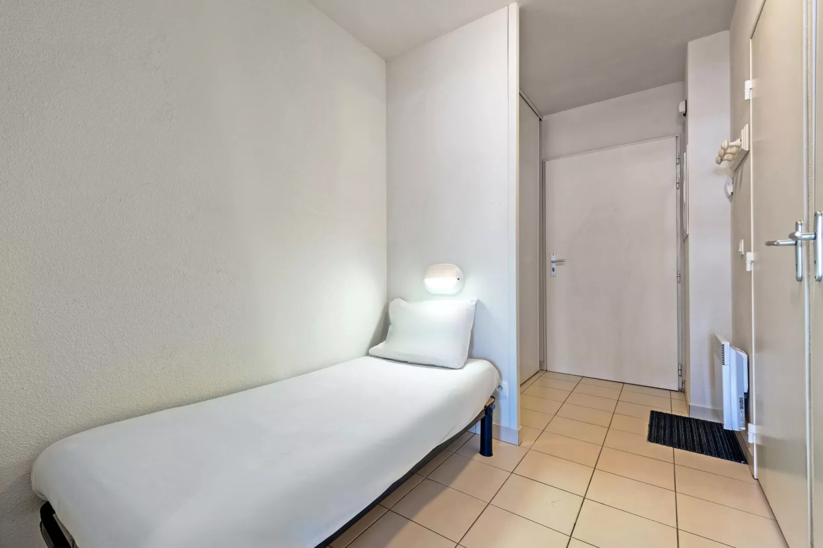Le Domaine de Bertheaume-Bedroom