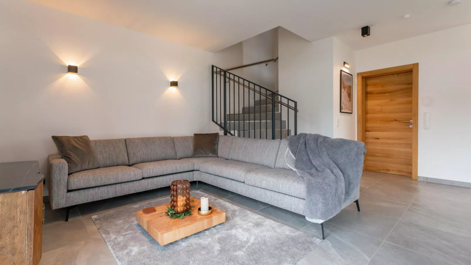 Mountain Chalet Esttes-Living room