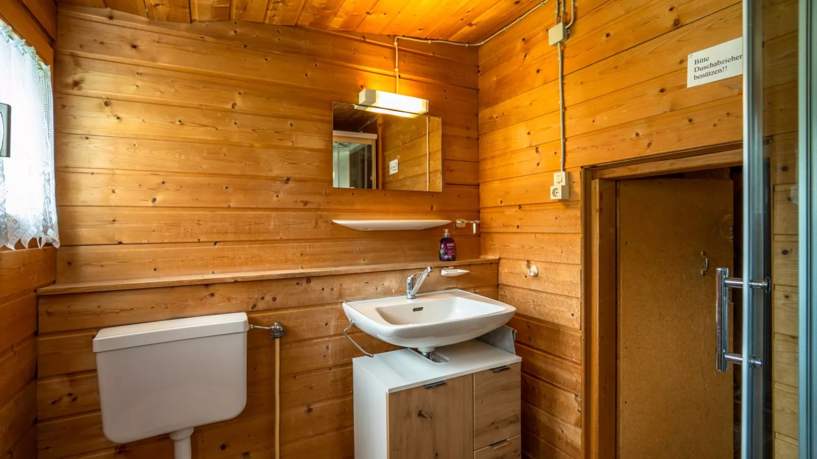 Vonderleu-Bathroom