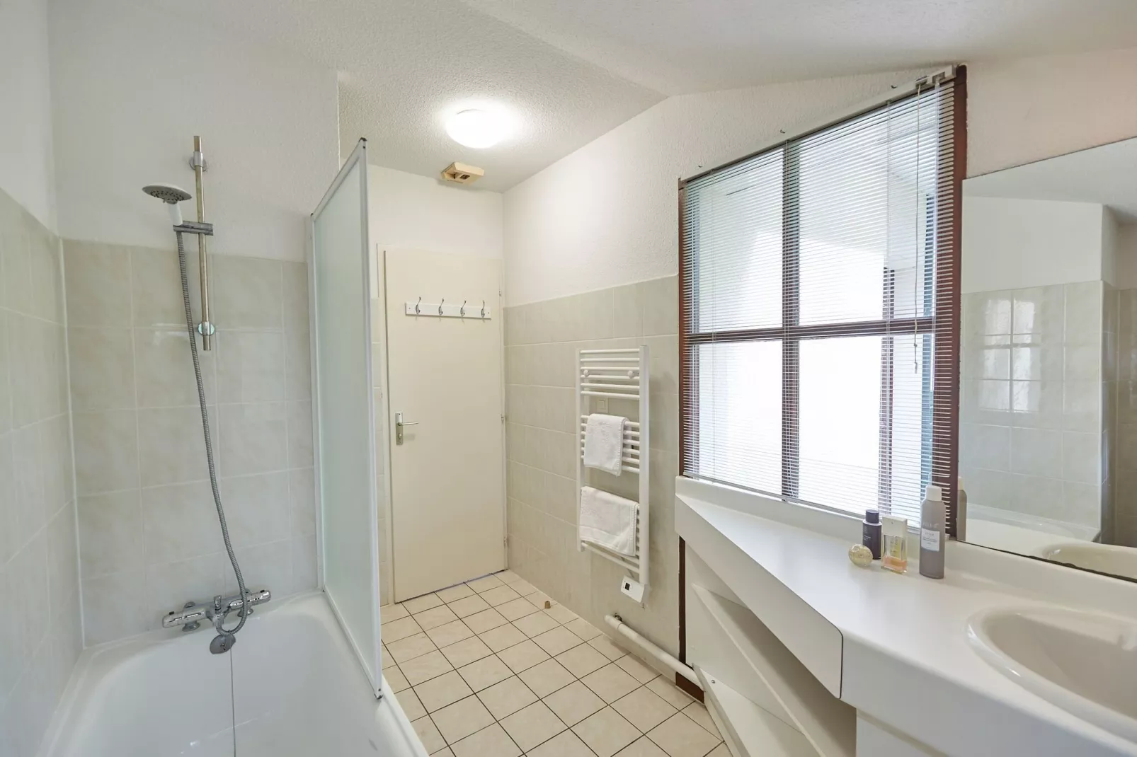 Château de Salles-Salle de bain