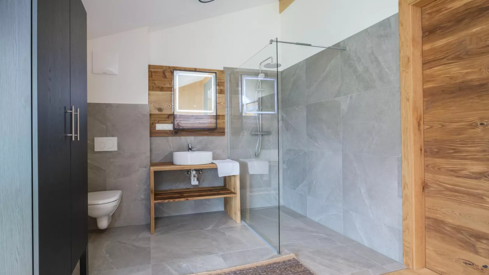 Aquarius Haus 7 TOP 16-Bathroom