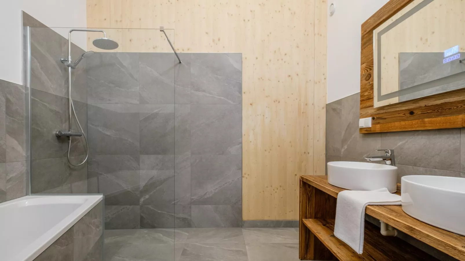 Aquarius Haus 8 TOP 17-Bathroom
