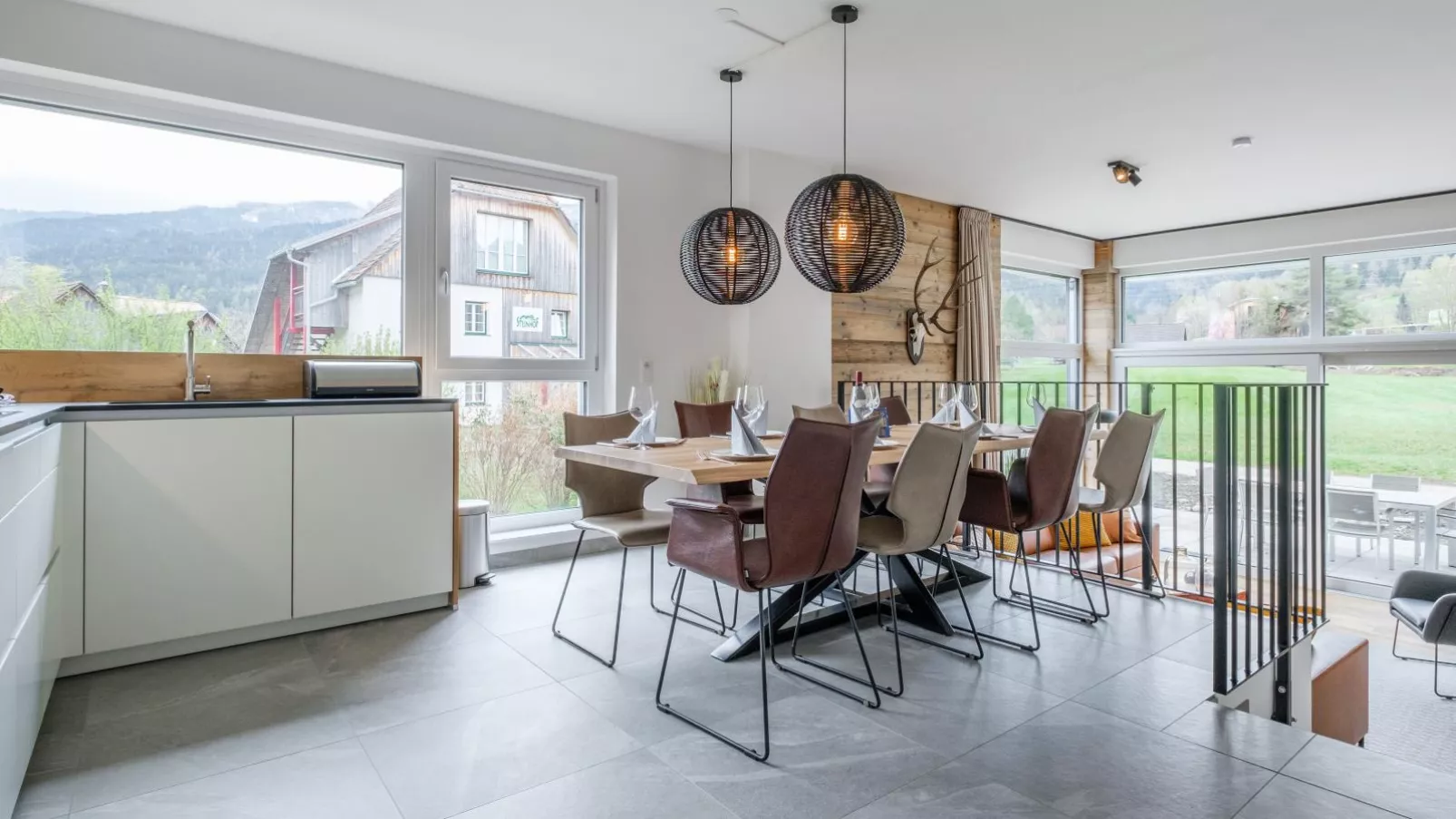 Aquarius Haus 9 TOP 18-Dining room