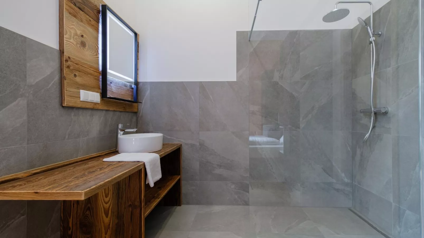 Aquarius Haus 9 TOP 18-Bathroom
