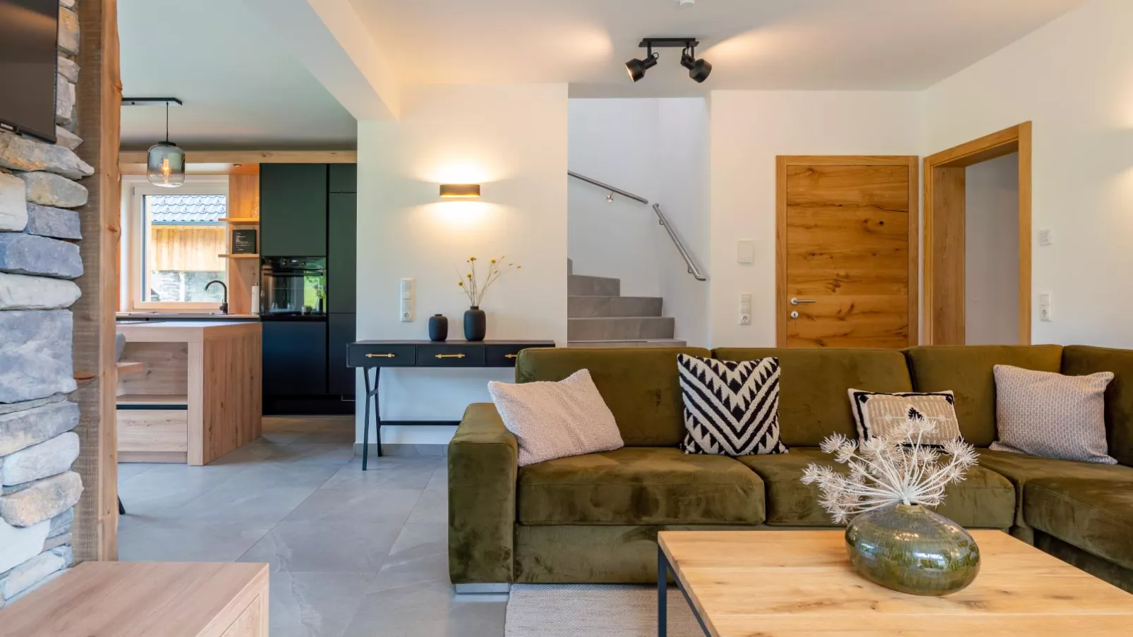 Mountain Chalet An der Mur-Living room
