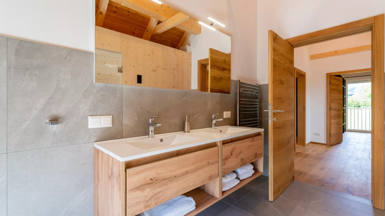 Mountain Chalet An der Mur-Bathroom