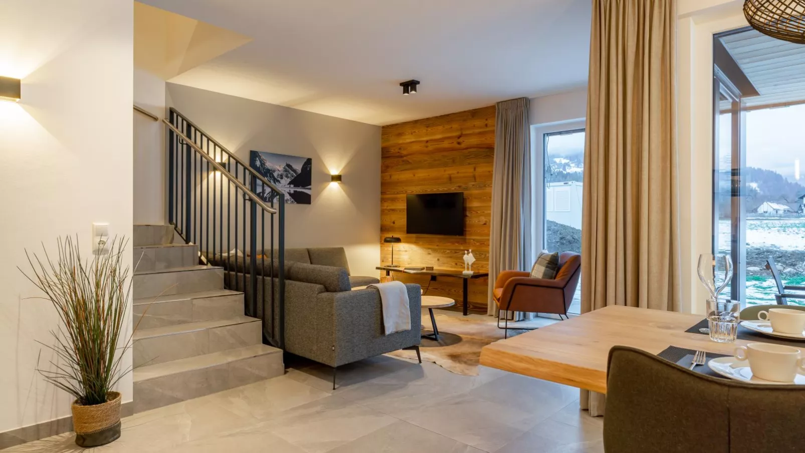Mountain Chalet Chapeau-Living room