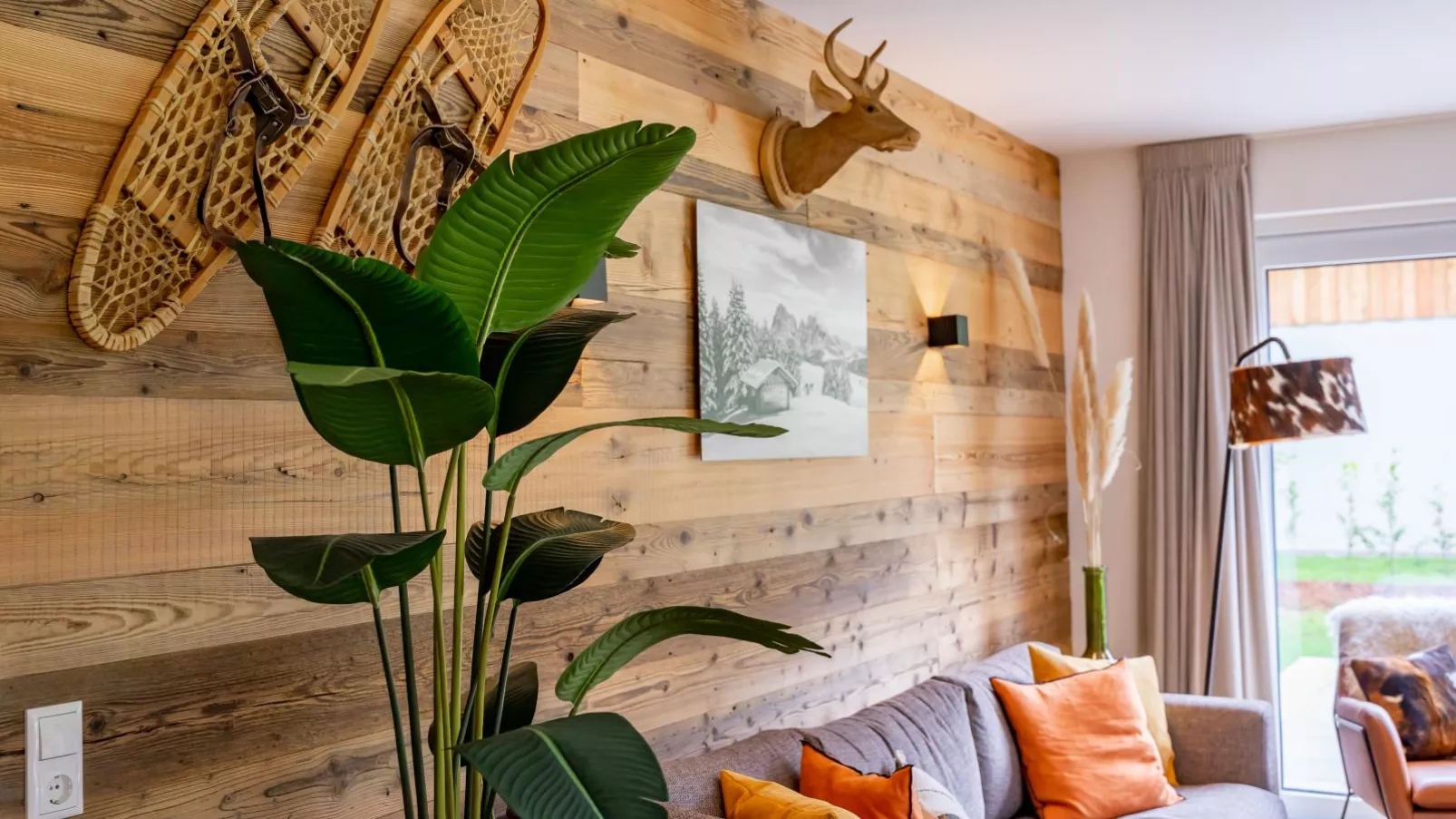 Mountain Vista-Living room